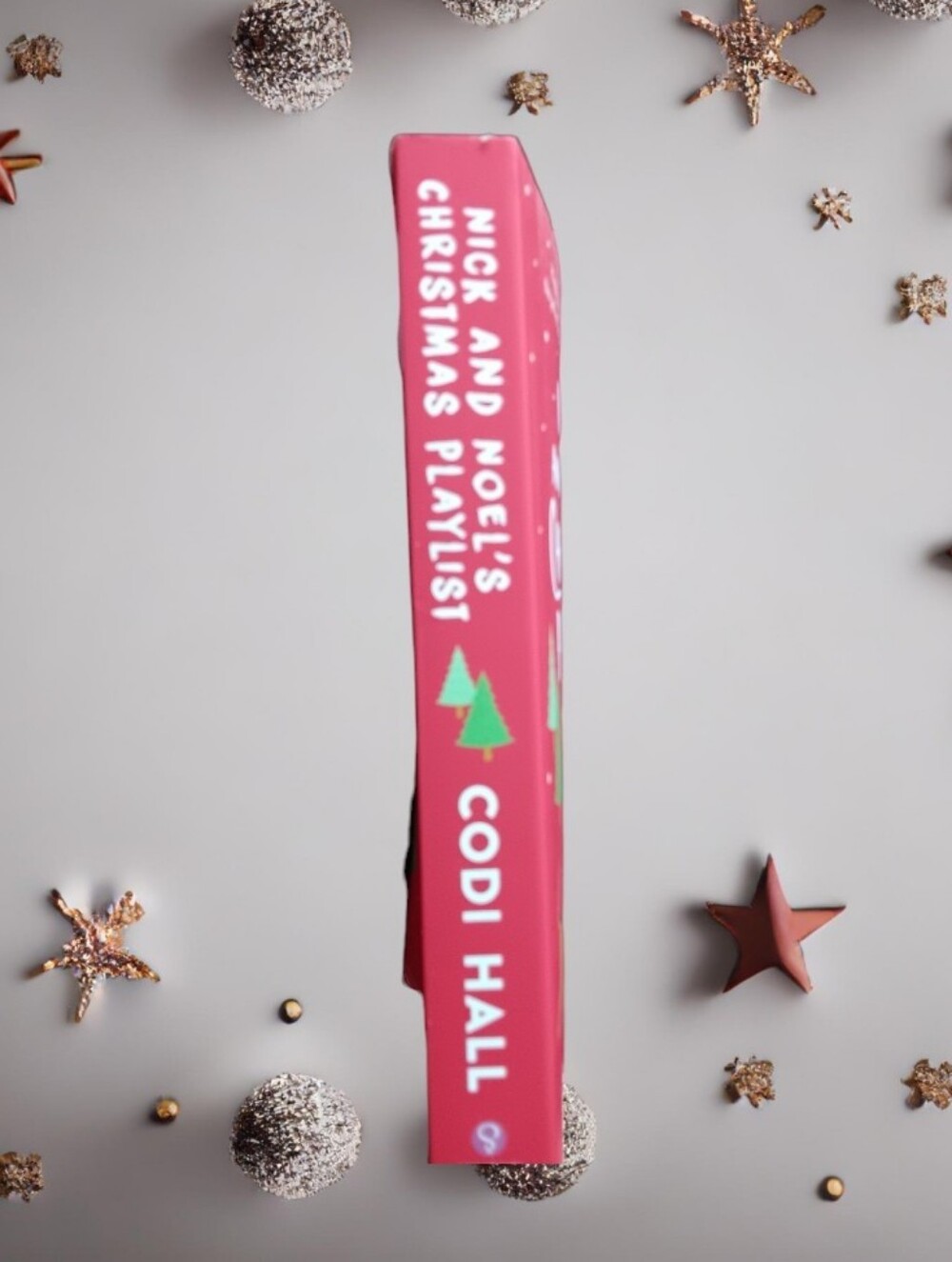 Book: Nick And Noel' Christmas Playlist - Picture 3 of 13